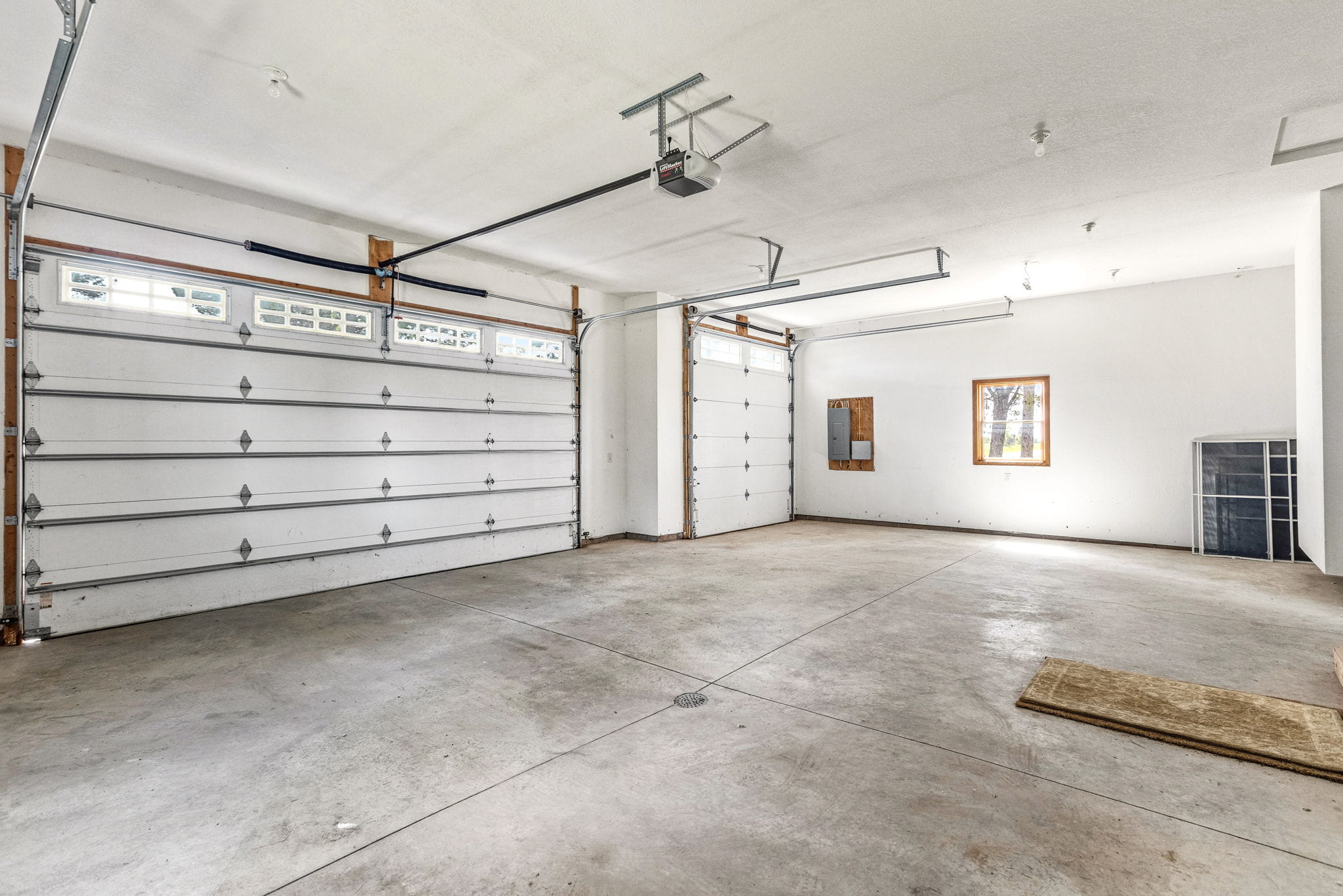 Garage with 9 and 10 foot doors